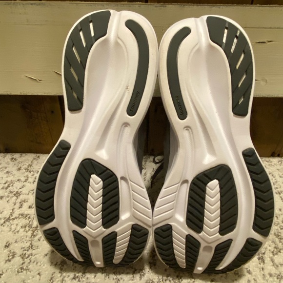 Saucony Ride 15 - Picture 6 of 11